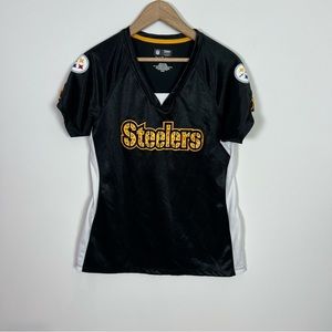 1st & Fashion Collection NFL Team Women Apparel Steelers Pittsburgh Top Football
